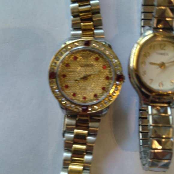 Watch Lot - Picture 2 of 8